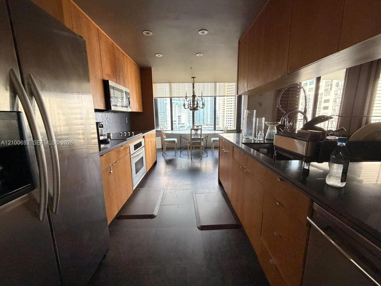 Brickell Key One · #A1216 in Miami - Photo 4