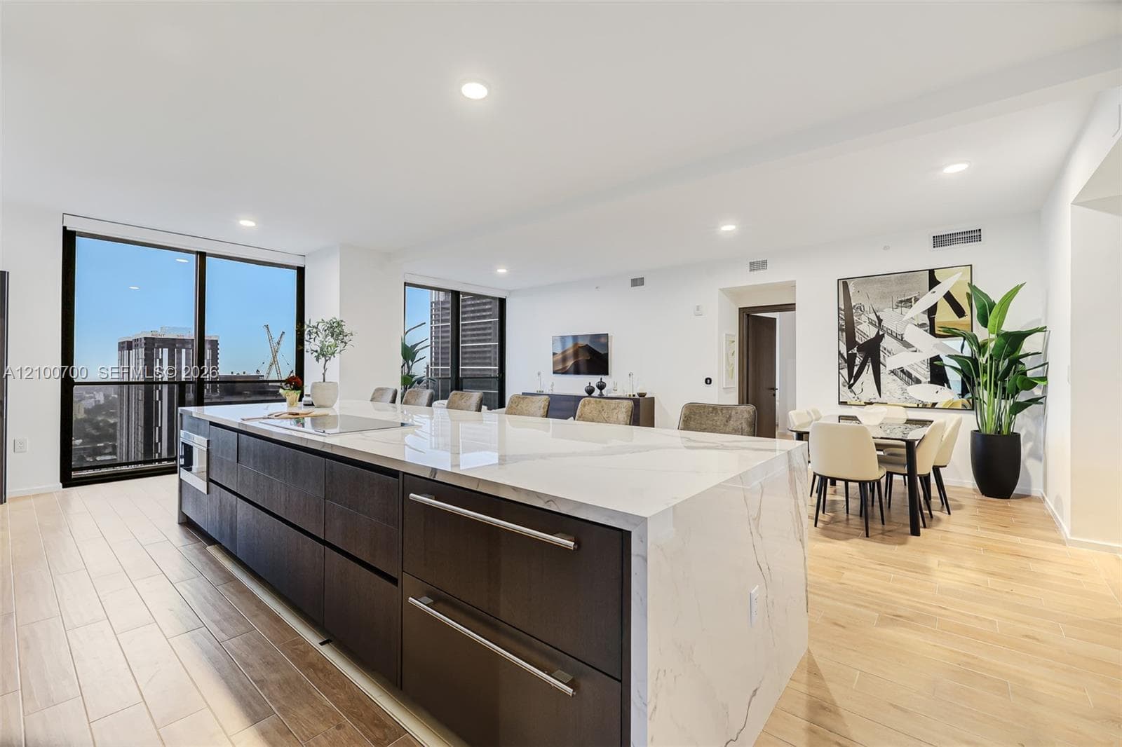 The Elser Hotel & Residences · #3718-3719 in Miami - Photo 2