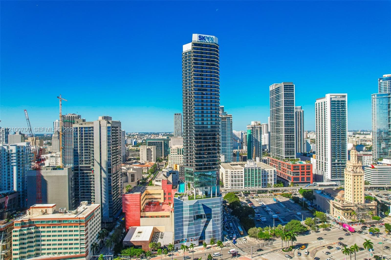 The Elser Hotel & Residences · #3718-3719 in Miami - Photo 35