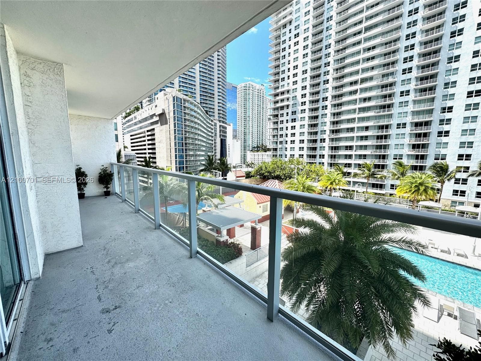 The Mark on Brickell · #906 in Miami - Photo 11