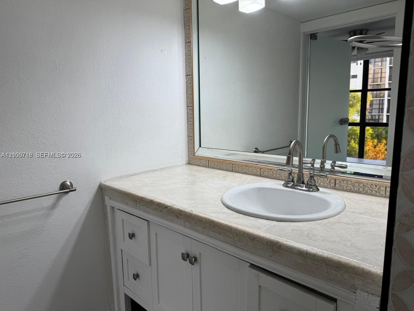 PLAZA OF AMERICAS CONDO P · #627 in Sunny Isles Beach - Photo 16