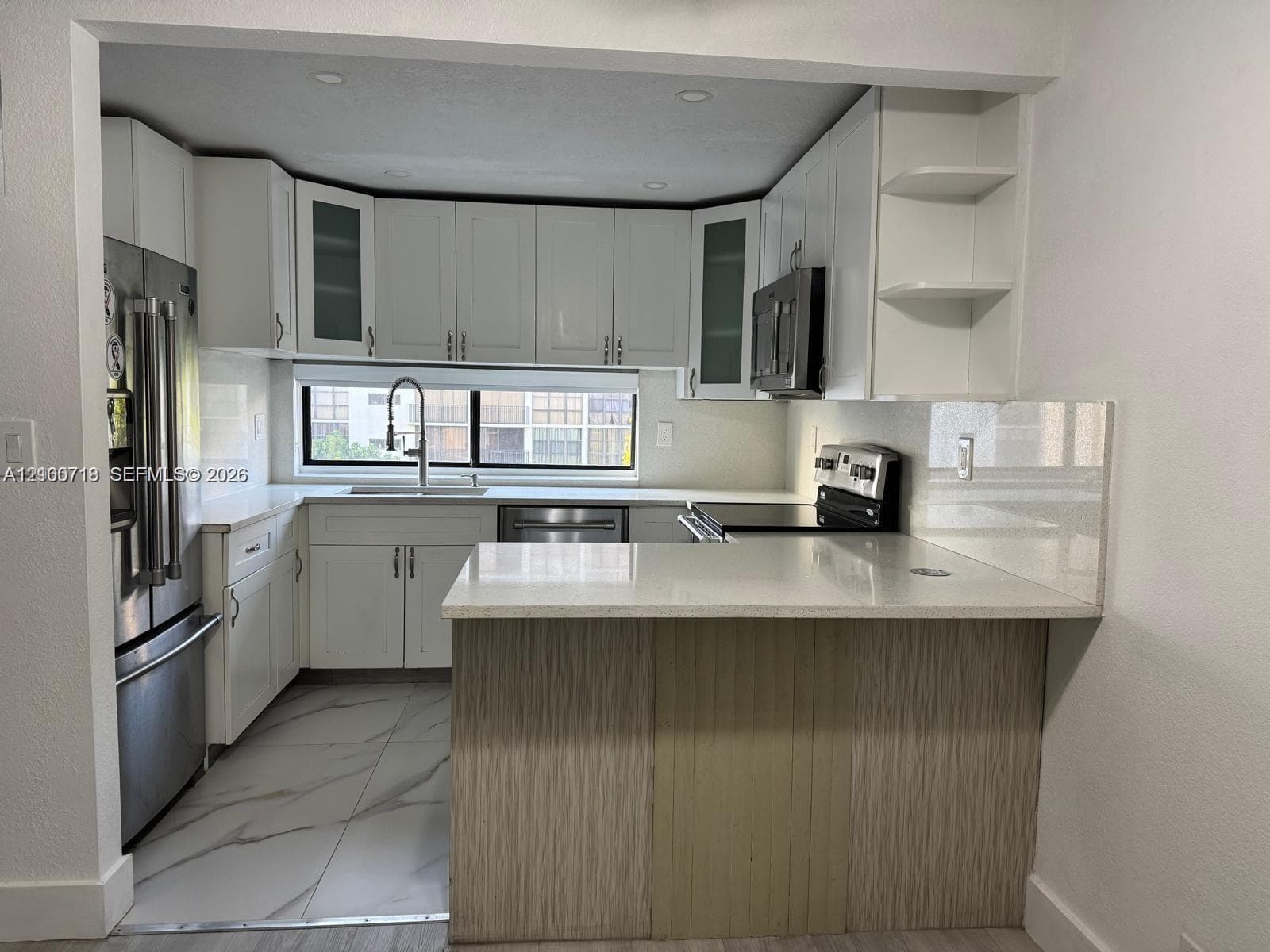 PLAZA OF AMERICAS CONDO P · #627 in Sunny Isles Beach - Photo 1