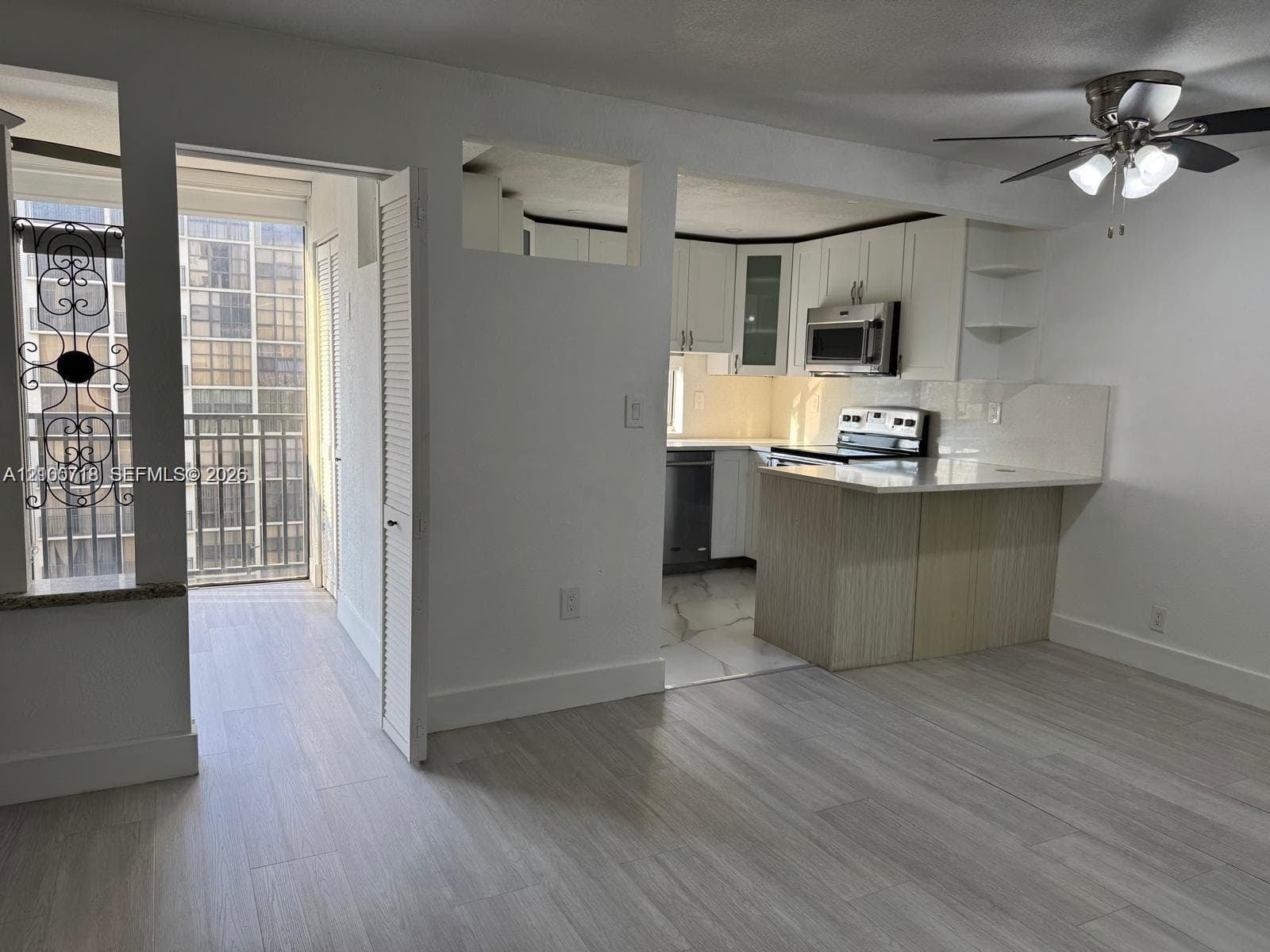PLAZA OF AMERICAS CONDO P · #627 in Sunny Isles Beach - Photo 9