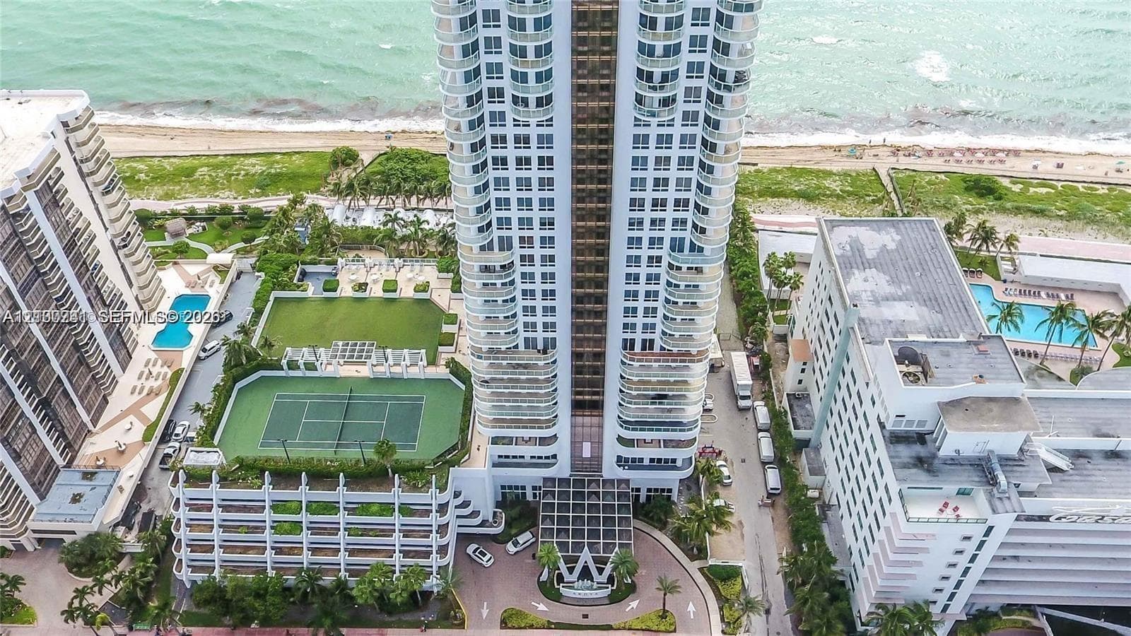 Akoya · #2810 in Miami Beach - Photo 14