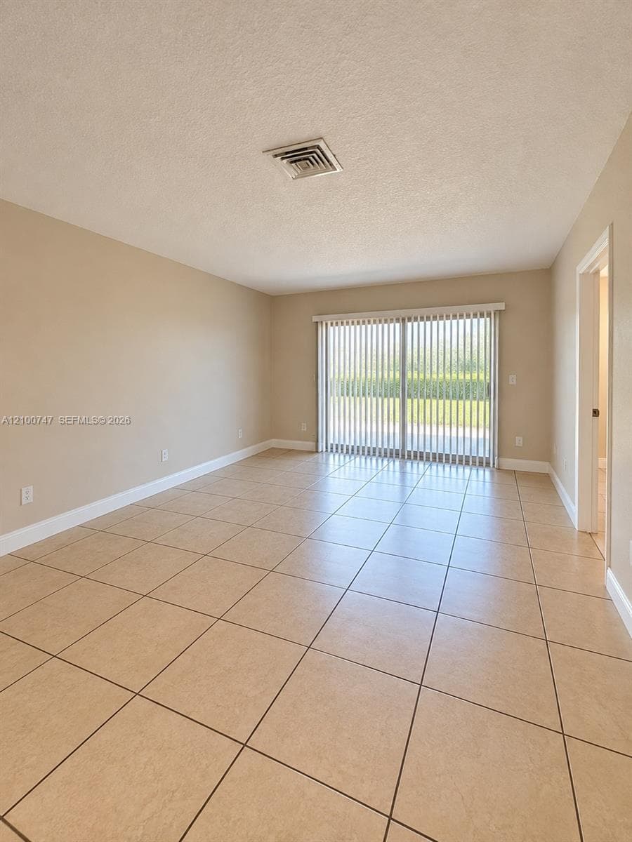 PINEWOOD CONDOMINIUM · #21 in Hollywood - Photo 2