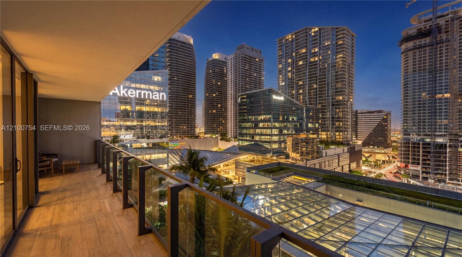 Reach Brickell City Centre · #1106 in Miami - Photo 45