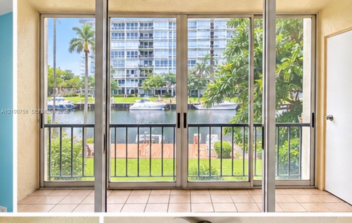 Island Club · #206F in Pompano Beach - Photo 1