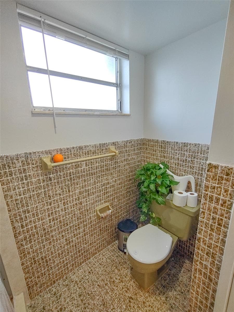 JADE WINDS GROUP-DAISY GA · #729-4 in Miami - Photo 42