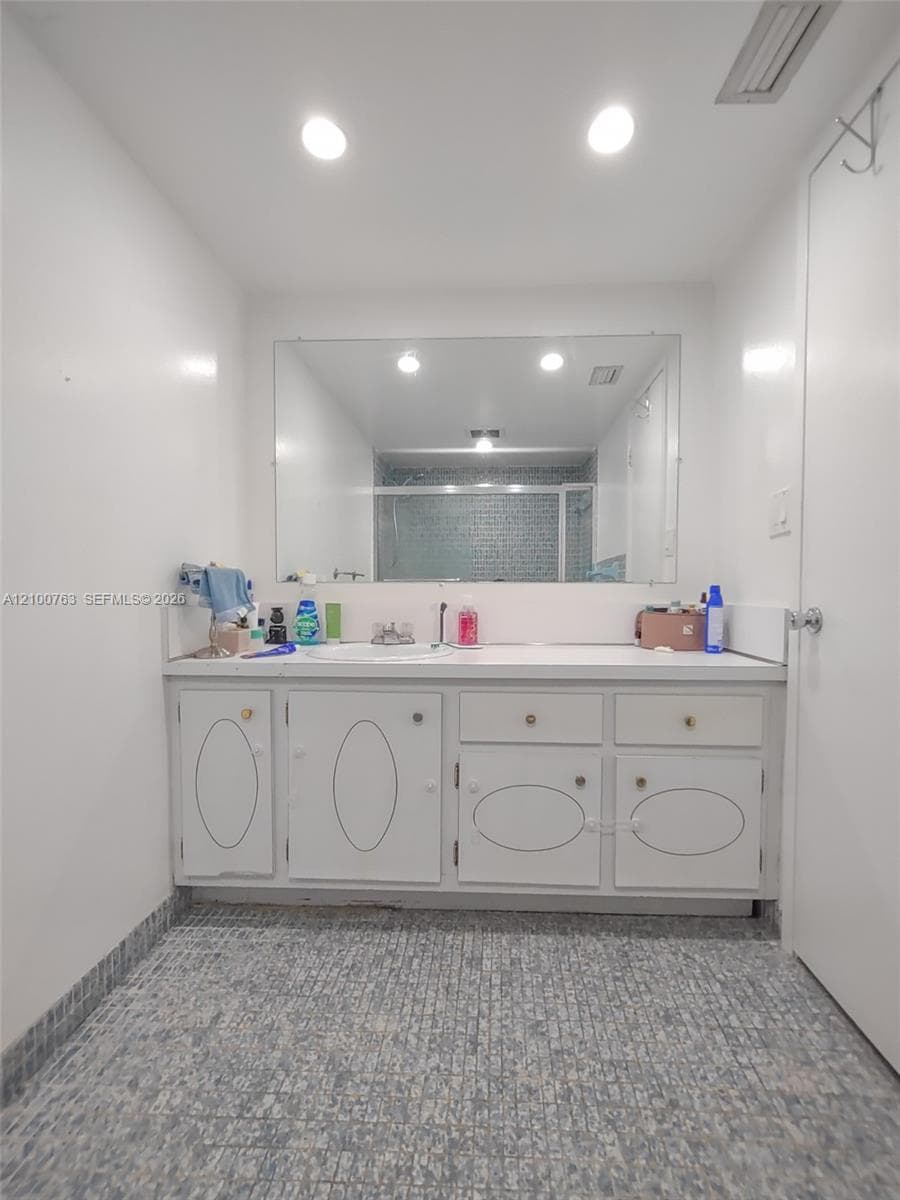 JADE WINDS GROUP-DAISY GA · #729-4 in Miami - Photo 31