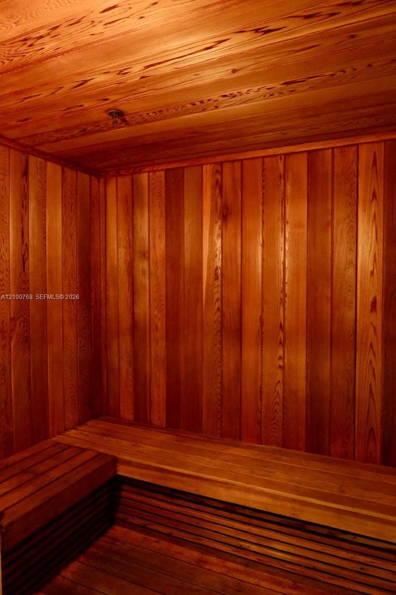 Brickell House · #1600 in Miami - Photo 24