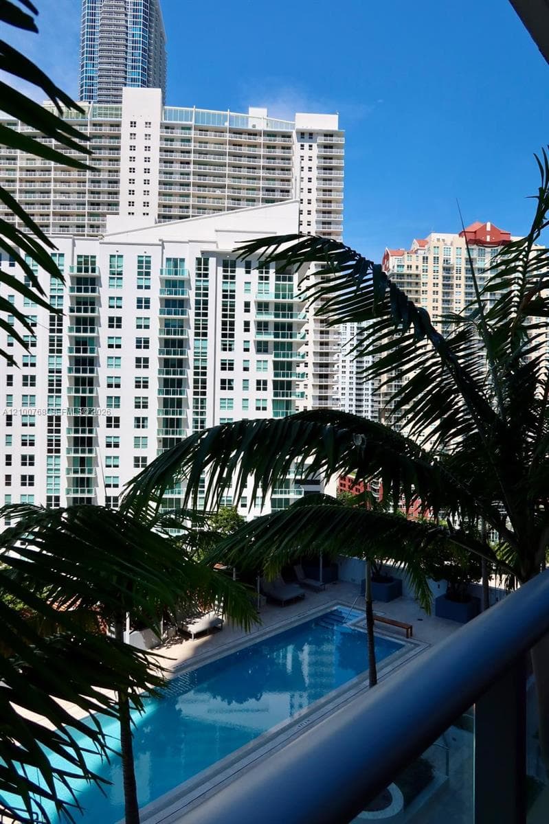 Brickell House · #1600 in Miami - Photo 18