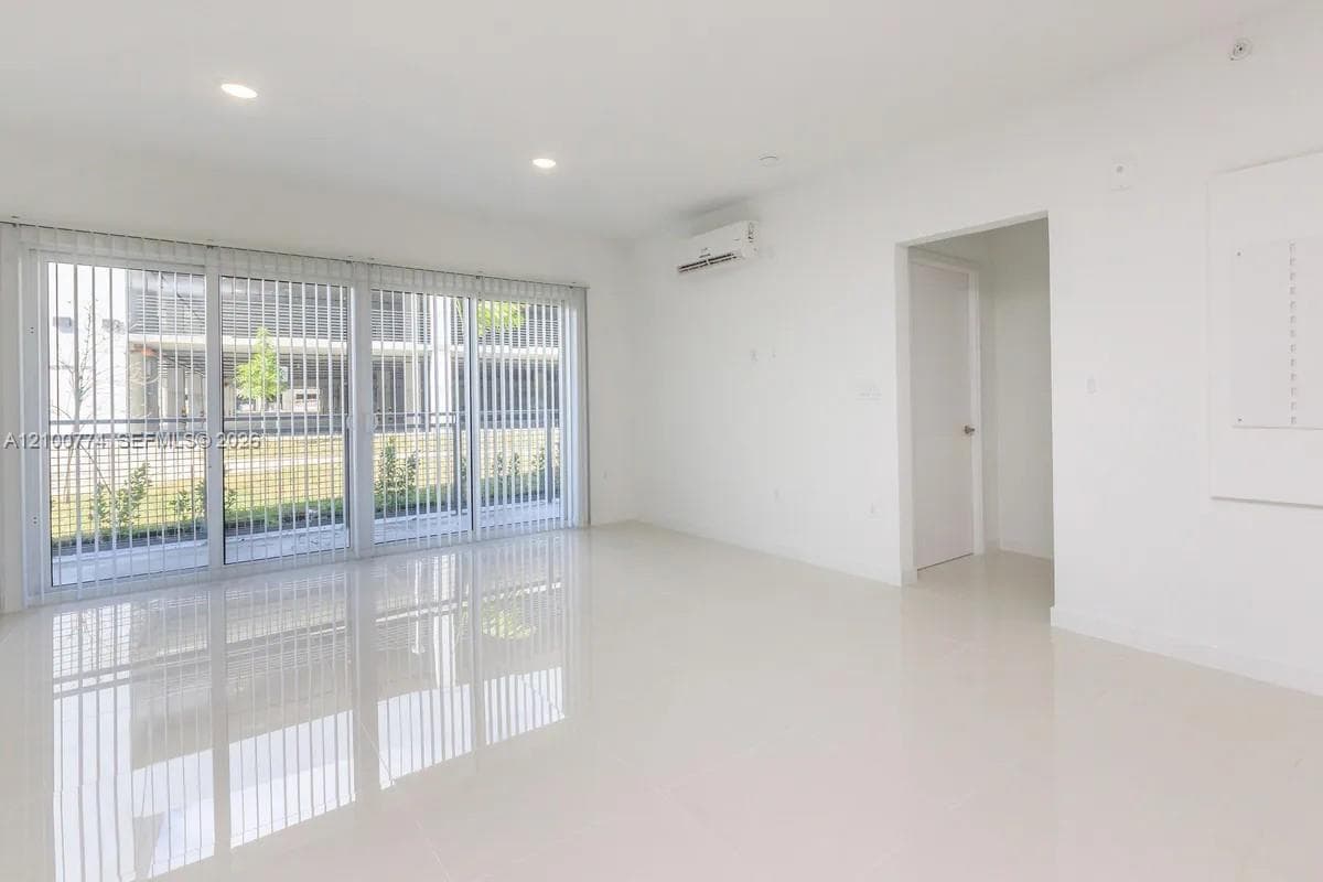 25850 Sw 140th Ct · #5-402 in Homestead - Photo 2