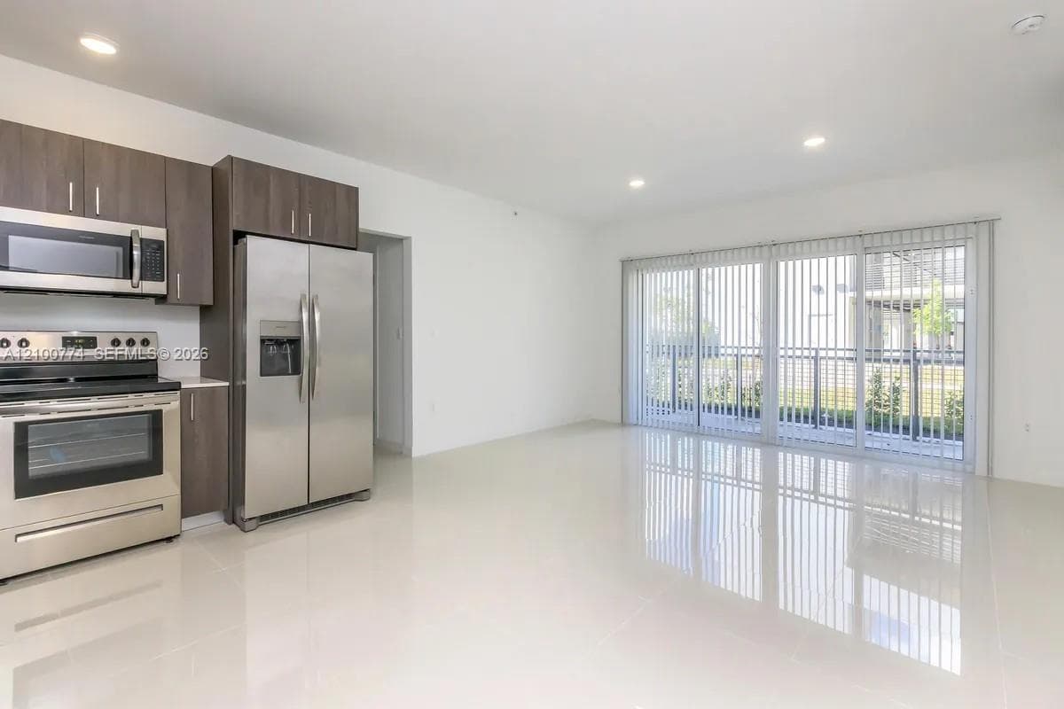 25850 Sw 140th Ct · #5-402 in Homestead - Photo 4