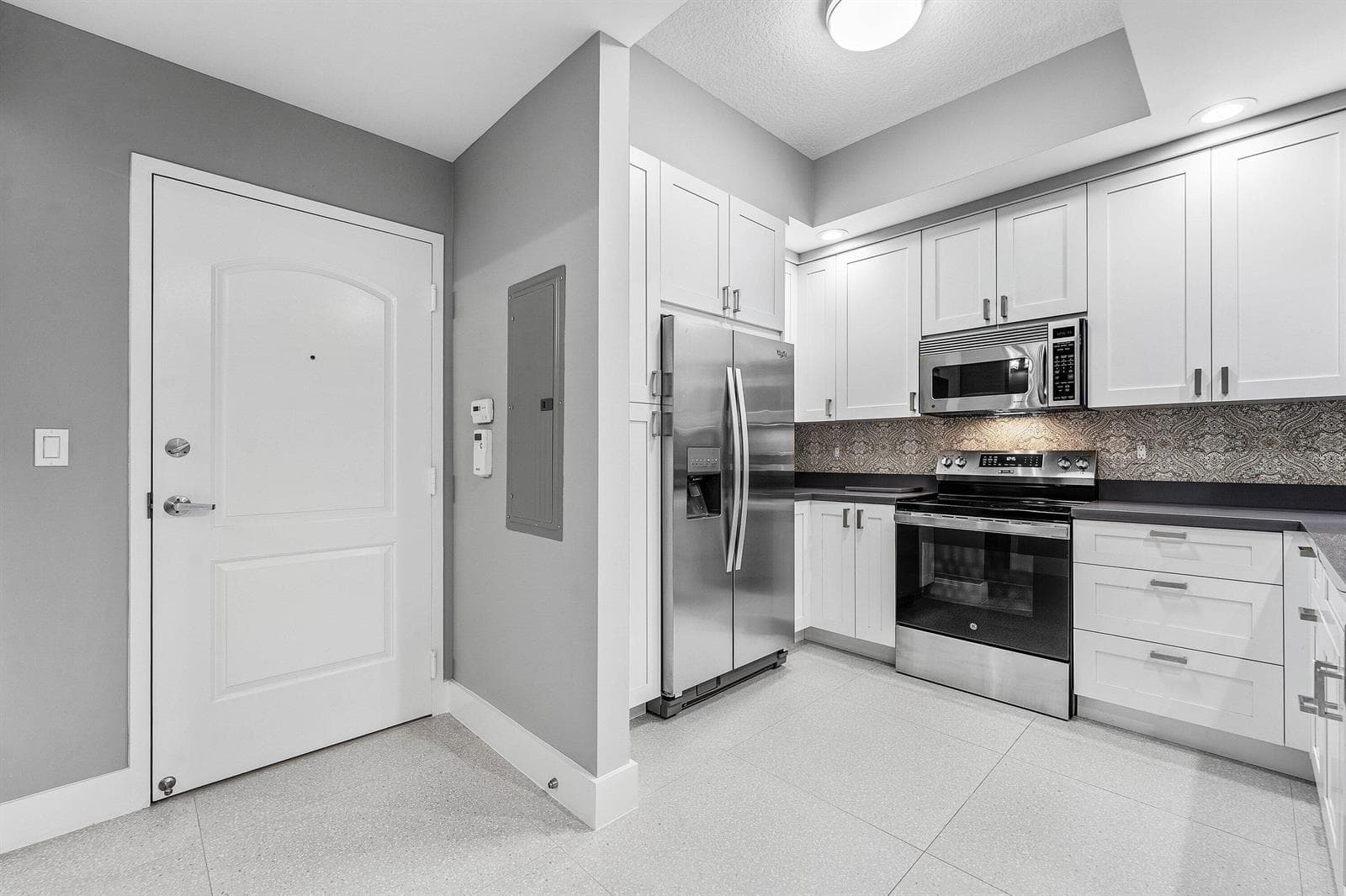 004-801SouthOliveAvenue-Unit820-WestPalm