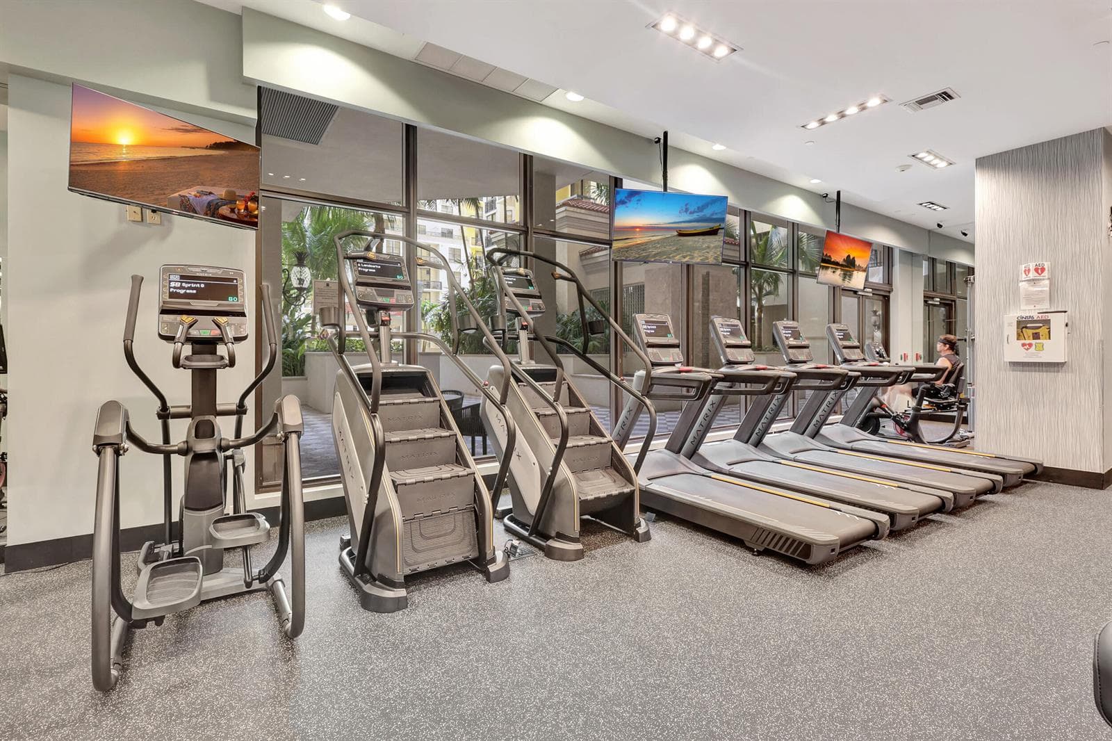 CARDIO DECK