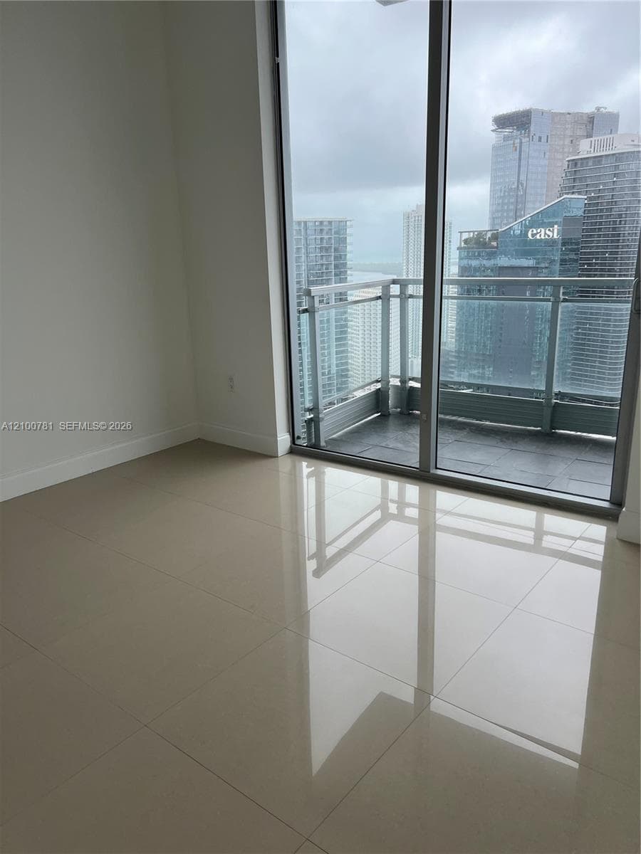 Mint at Riverfront · #5102 in Miami - Photo 8