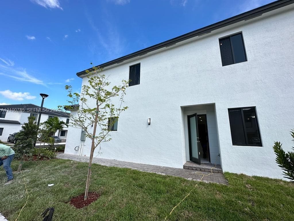 13661 SW 157th Pl photo 28