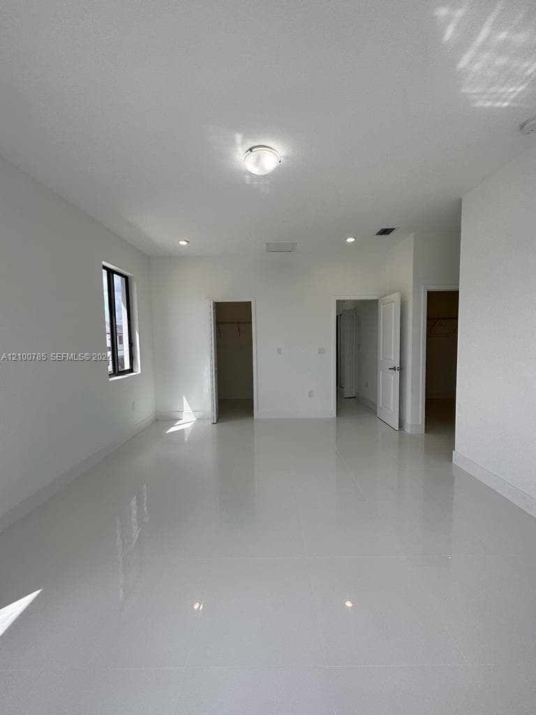 13661 SW 157th Pl photo 15