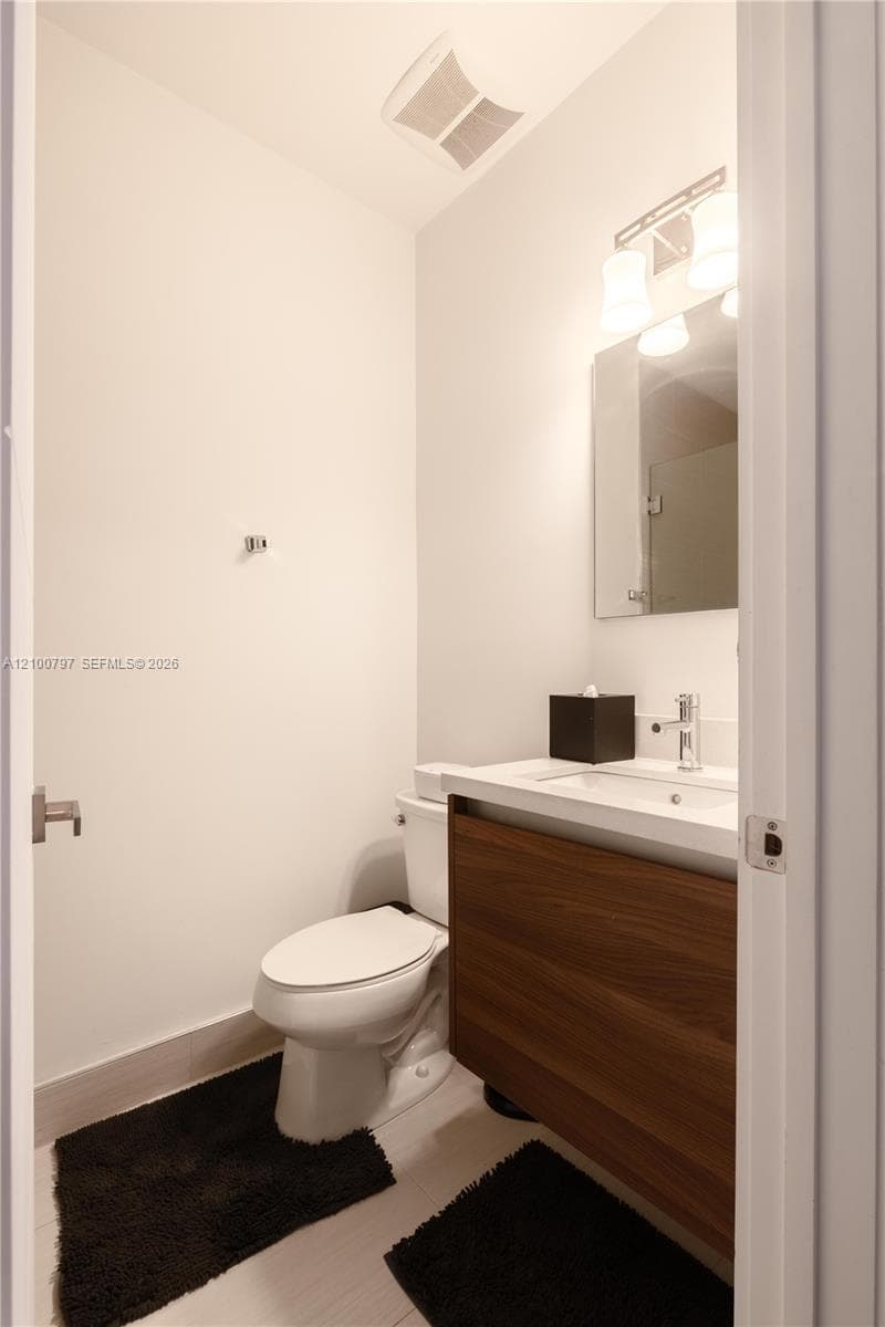 645 Santander Ave #2 photo 22