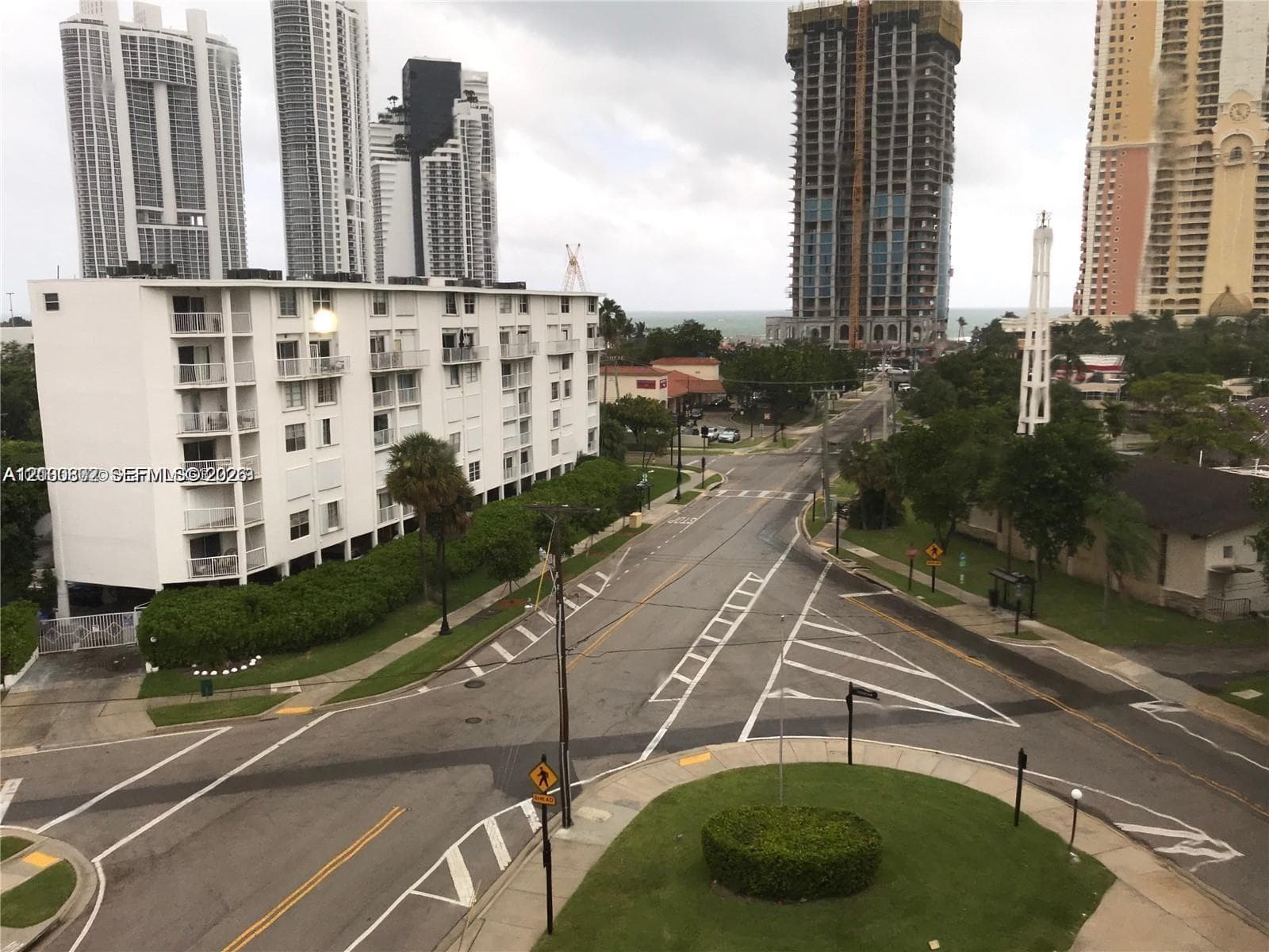 MARBELLA TOWER CONDO · #702 in Sunny Isles Beach - Photo 2