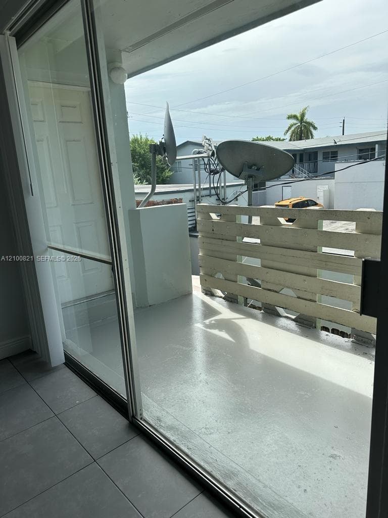 OLAS AZULES CONDO · #212 in North Miami Beach - Photo 13