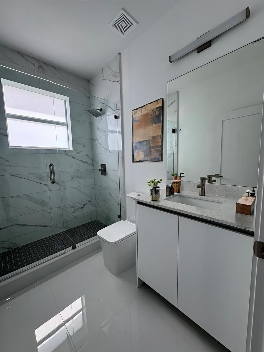 IMG_2249 - Bathroom - Industrial - 18