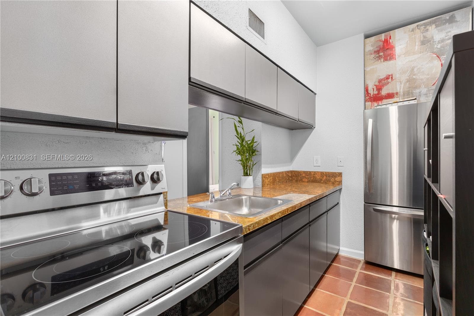 THE FENIMORE CONDO · #102 in Miami Beach - Photo 4
