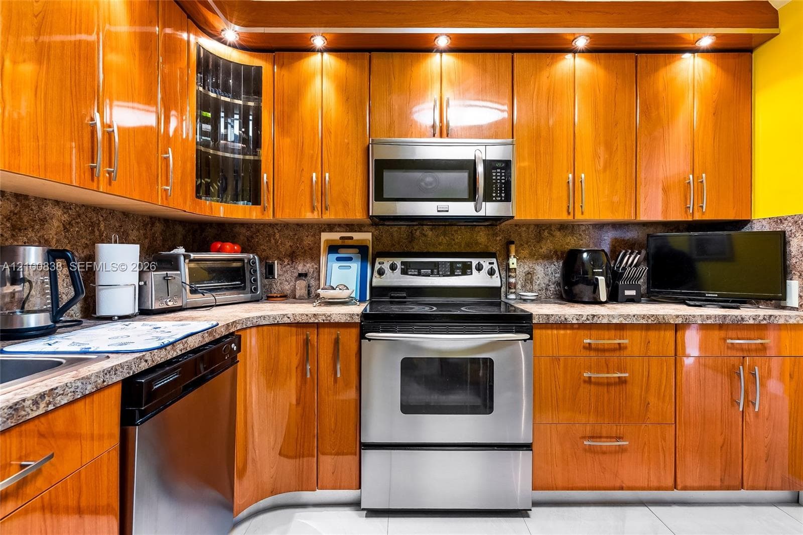 Admiral's Port · #1503W in Aventura - Photo 9