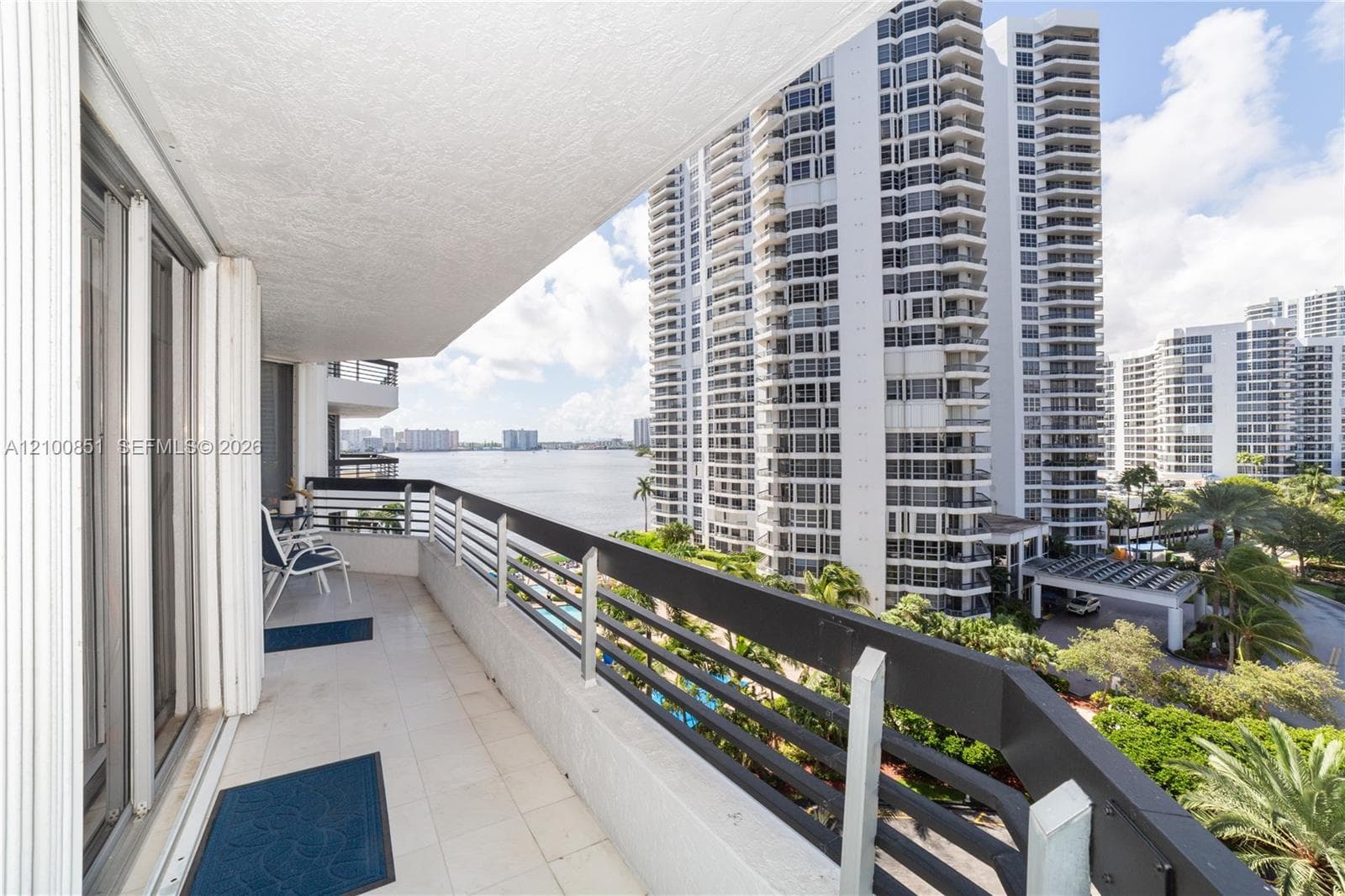 Mystic Pointe Tower 100 · #802 in Aventura - Photo 12