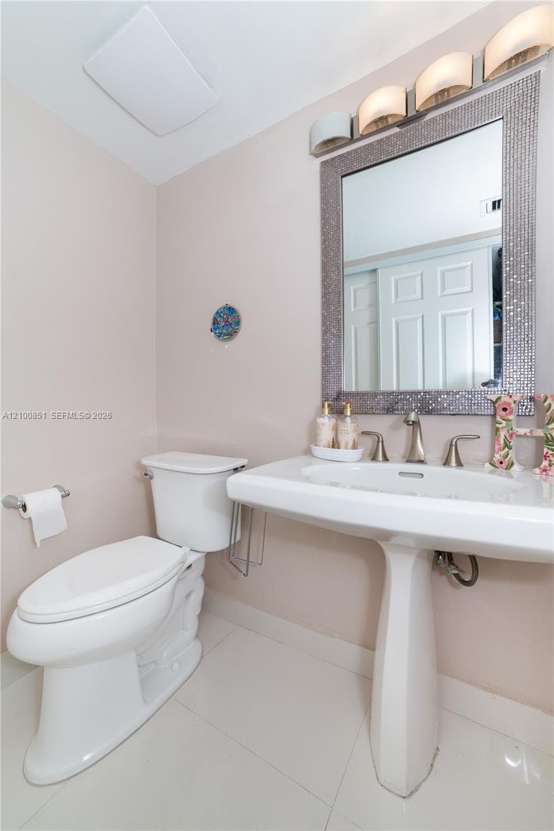 Mystic Pointe Tower 100 · #802 in Aventura - Photo 29