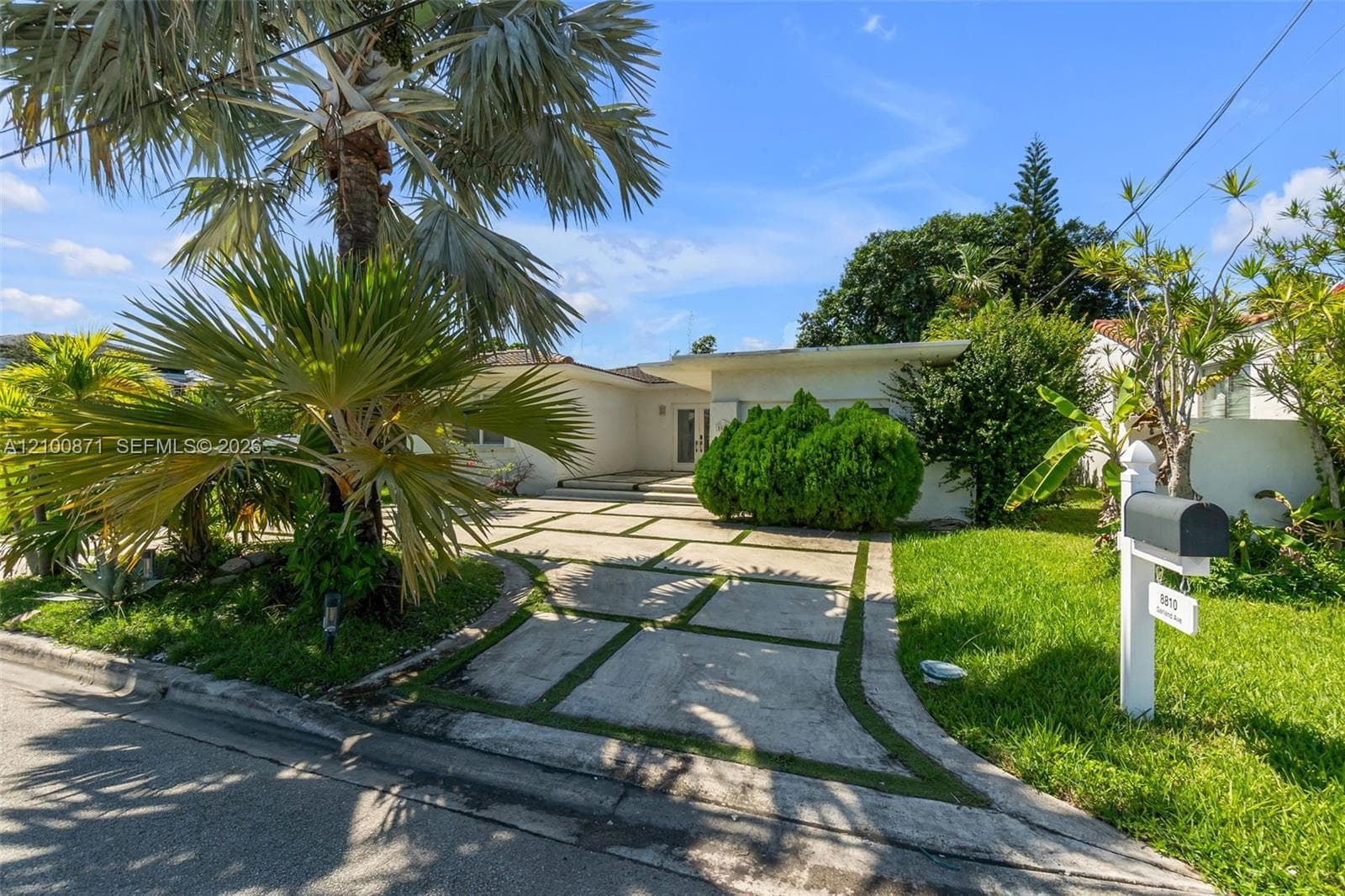 8810 Garland Ave photo 1