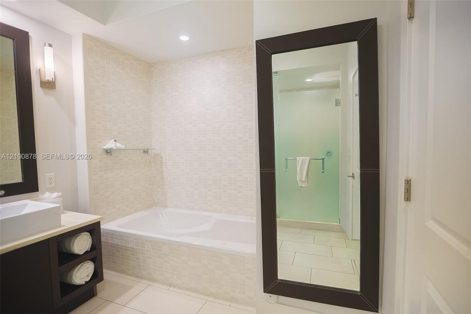 THE BLUE A RESORT HOTEL C · #311 in Doral - Photo 11