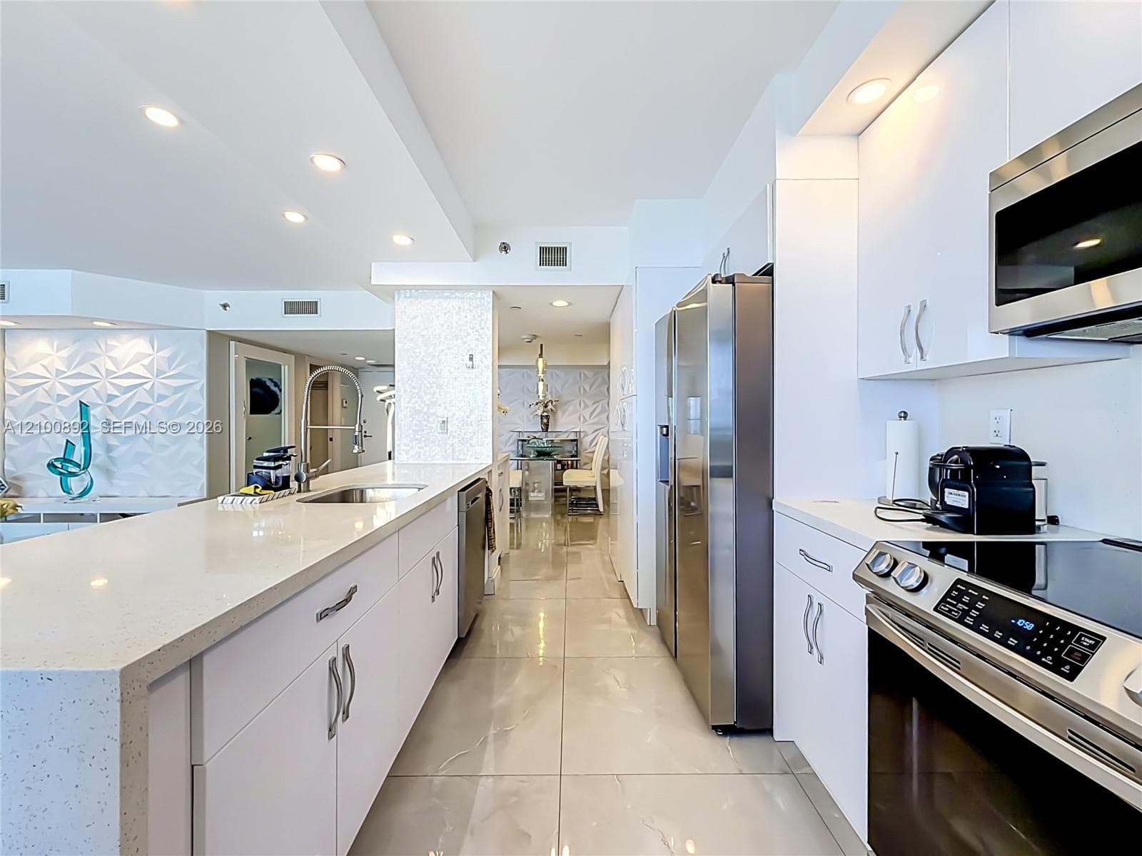 Oceania III · #2635 in Sunny Isles Beach - Photo 13