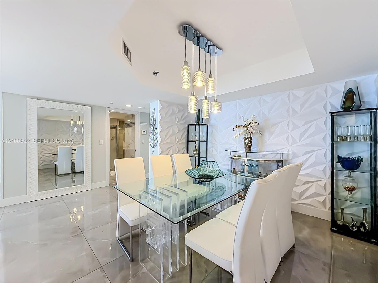 Oceania III · #2635 in Sunny Isles Beach - Photo 7