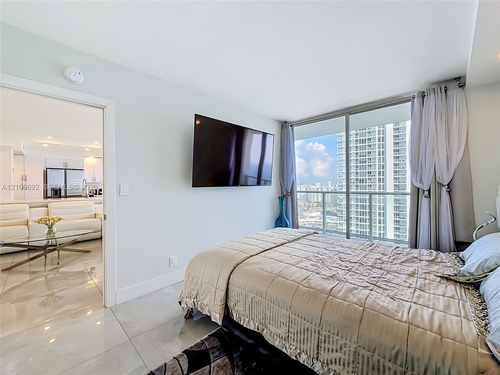 Oceania III · #2635 in Sunny Isles Beach - Photo 18