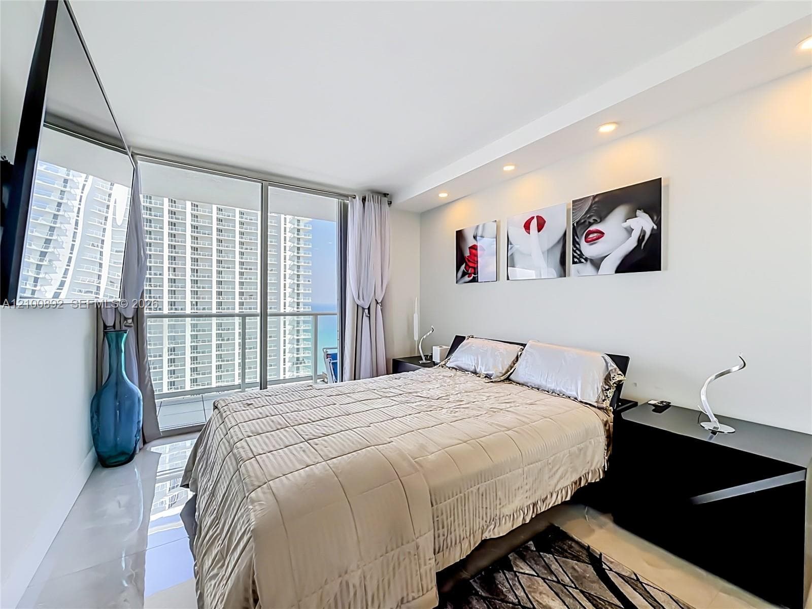 Oceania III · #2635 in Sunny Isles Beach - Photo 19