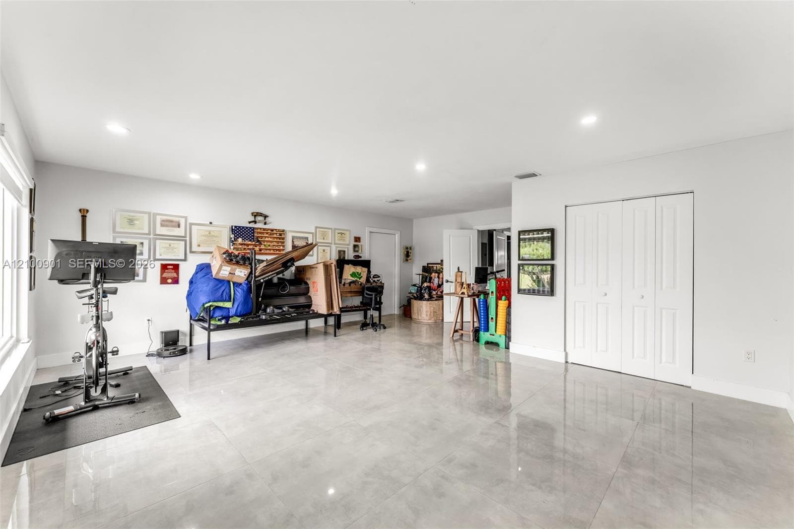 COUNTY REFERS THIS AS BEDROOM 4, ITS ON A WING AND HAS A FULL BATH, CLOSET. SELLER USING FOR THE FAMILY.. IDEAL MEDIA, GAME.GYM OR UTILIZE AS DESIGNED A MAIN SUITE.