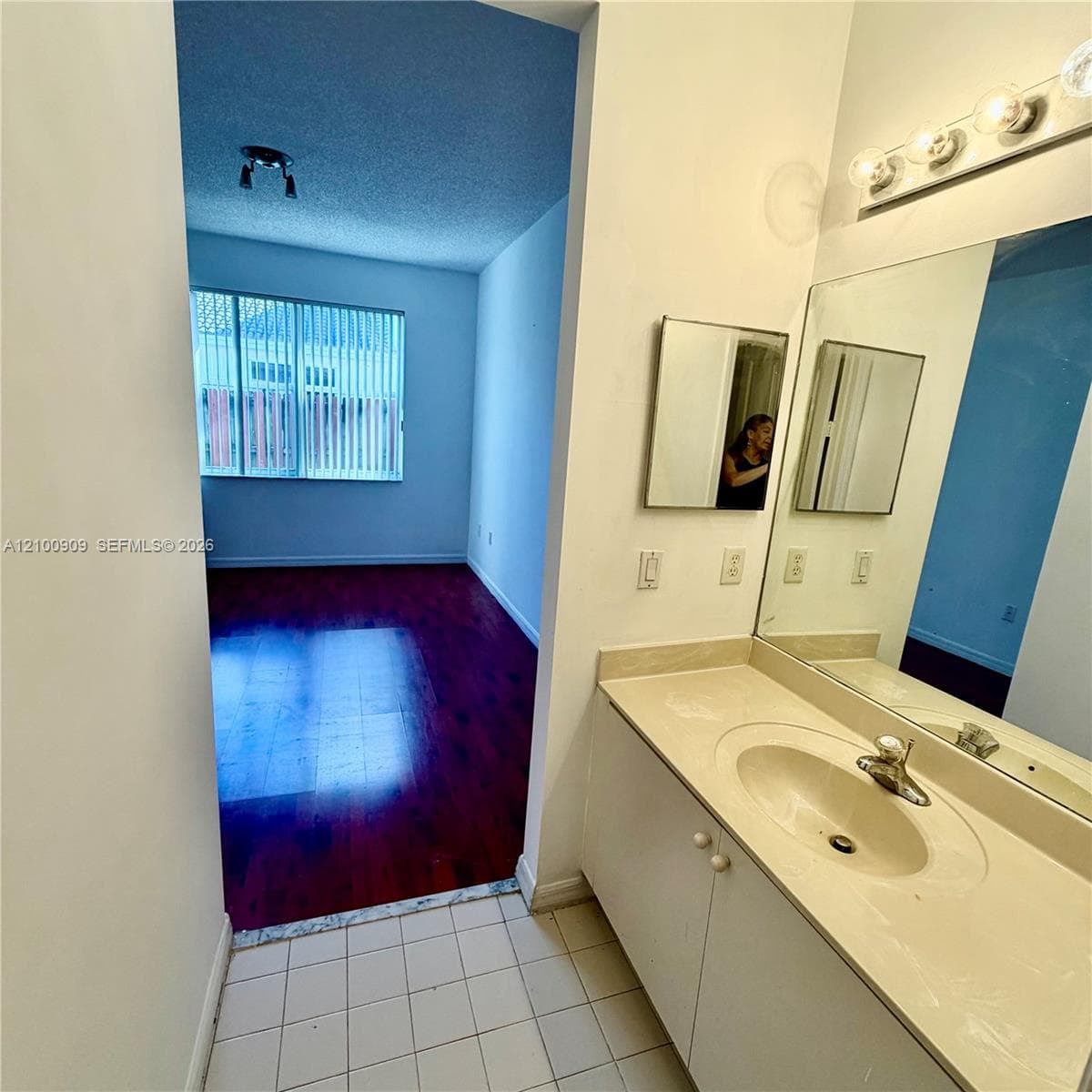 2238 NE 42nd Cir #2238 photo 12
