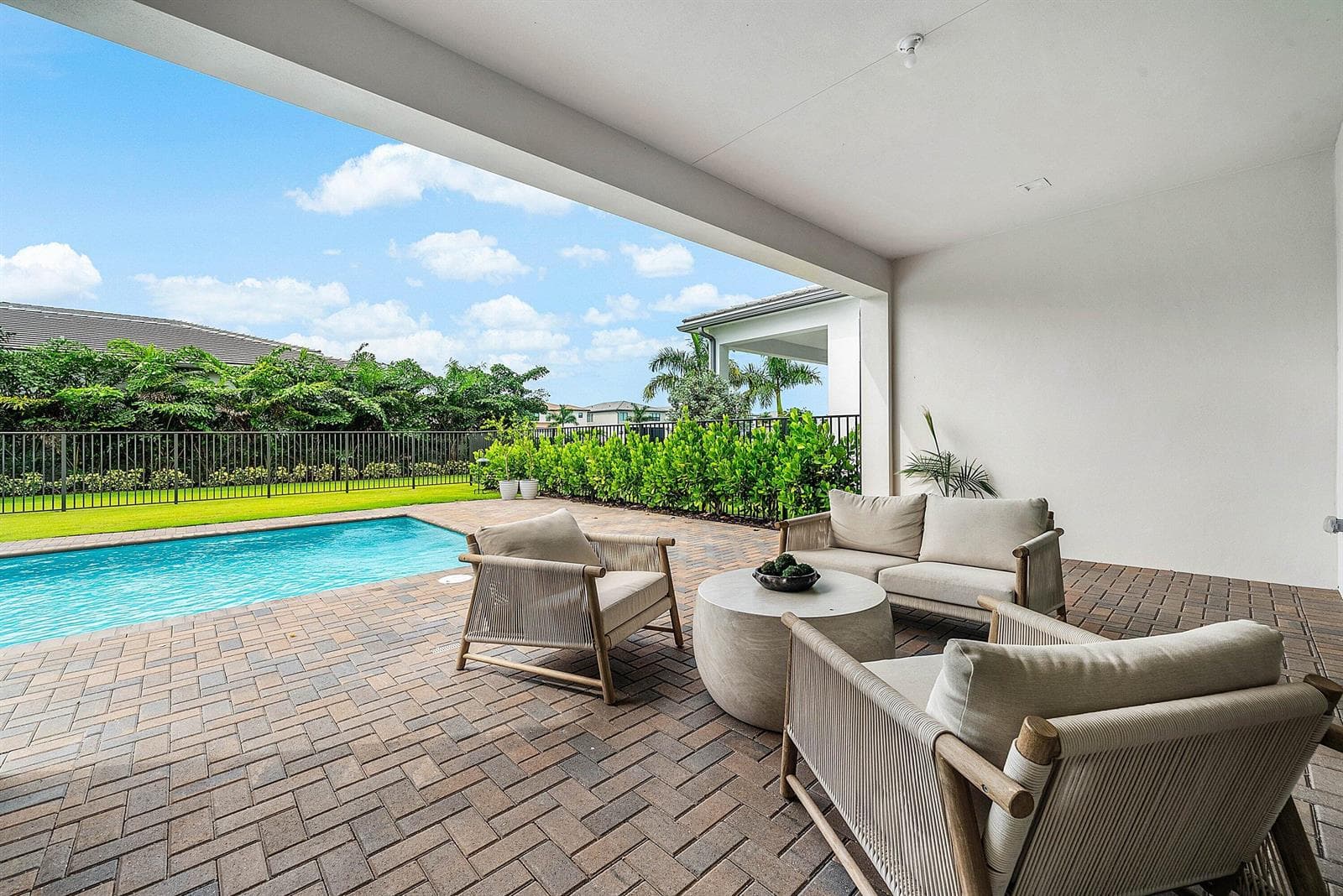 049-9366TangerineCoastDrive-BocaRaton-FL