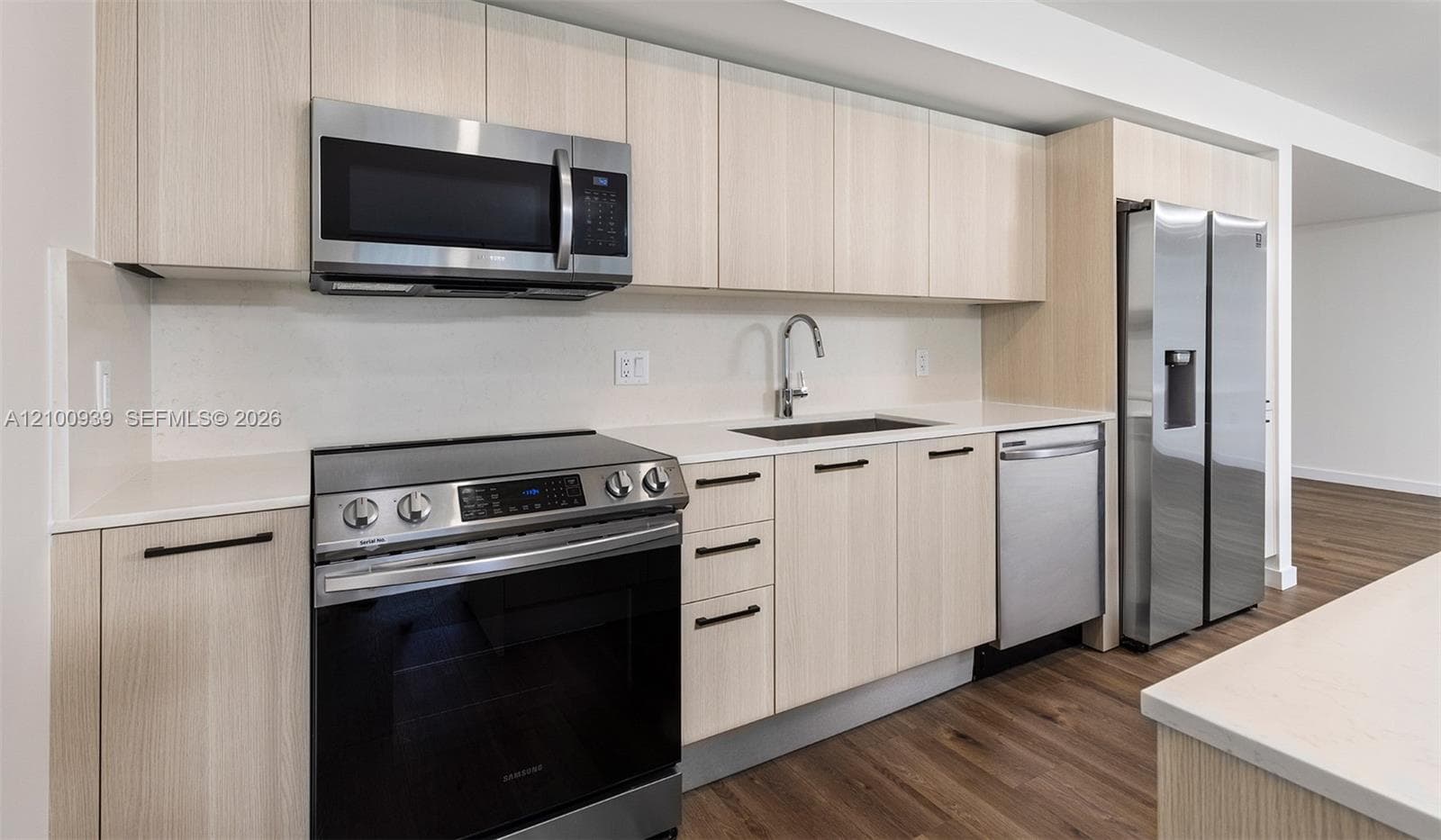 ALTON BEACH BAY FRONT · #N1129 in Miami Beach - Photo 3