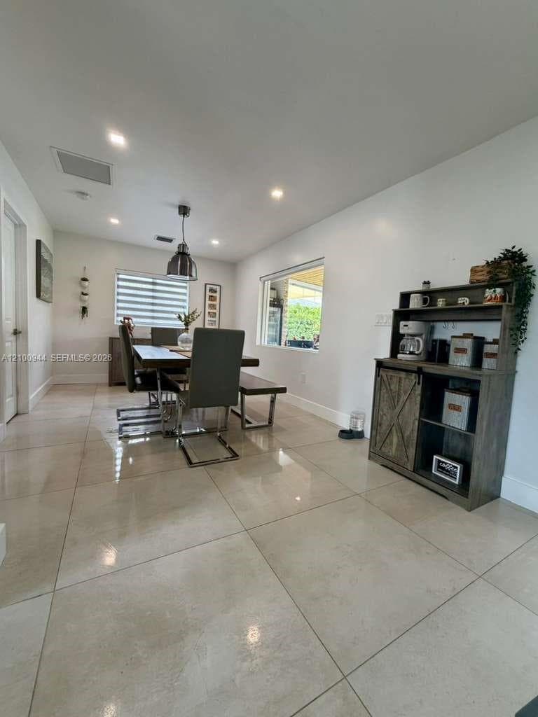 9975 NW 27th Ter photo 8