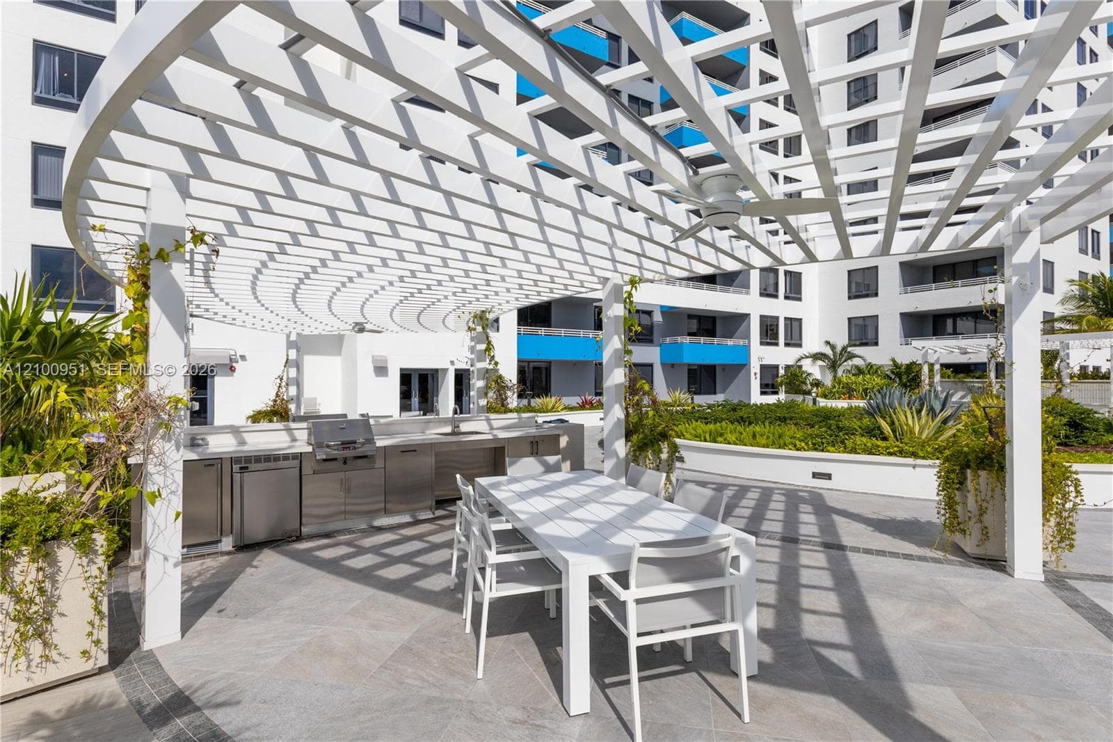 THE WAVERLY AT SOUTH BEAC · #1514 in Miami Beach - Photo 48