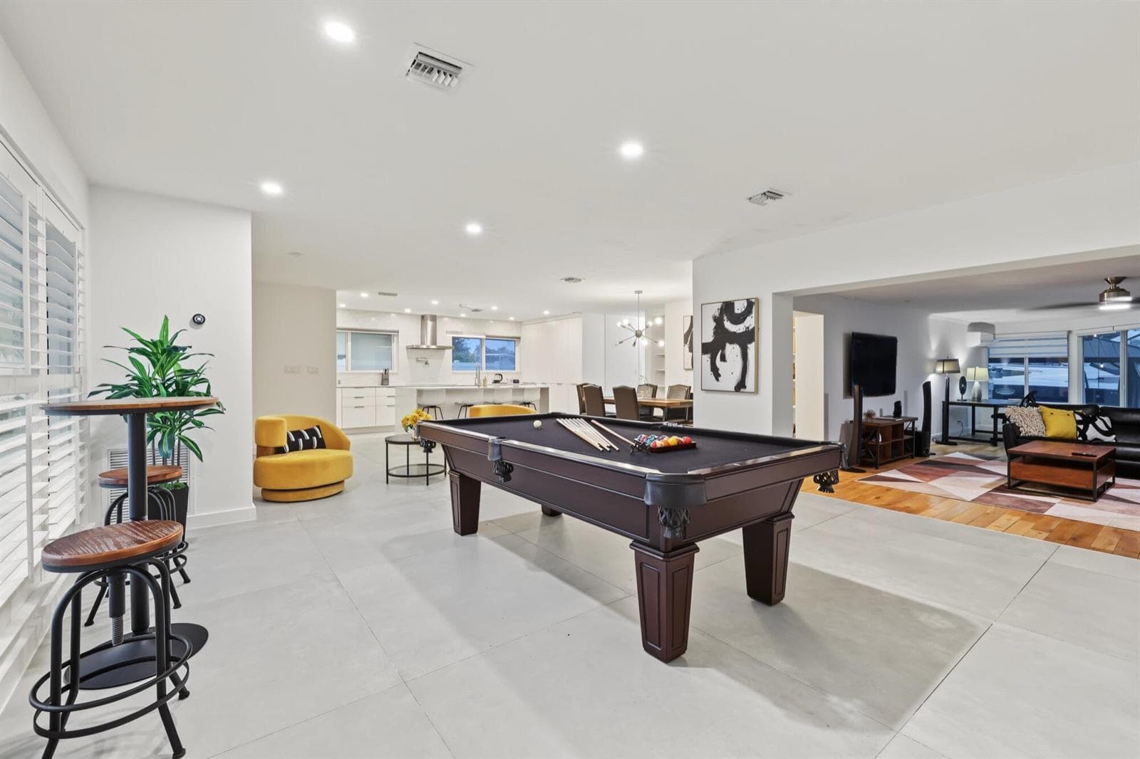 1311 SE 4th Ave -5