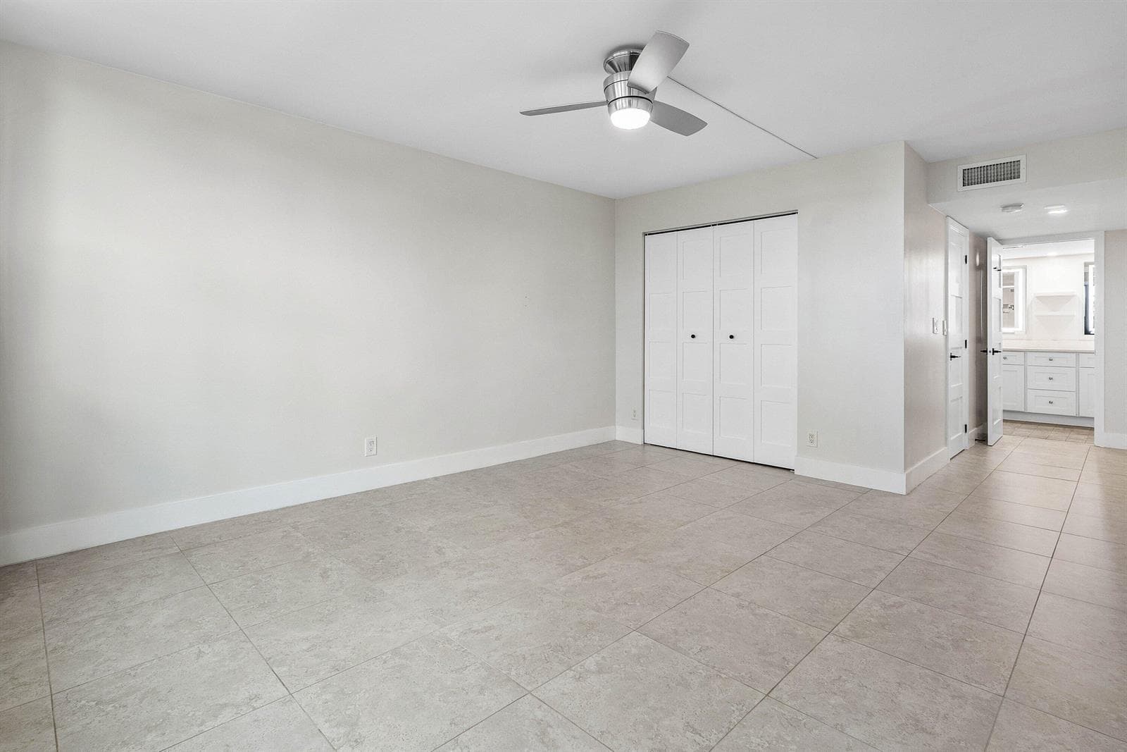019-800JefferyStreet-201-BocaRaton-FL-33