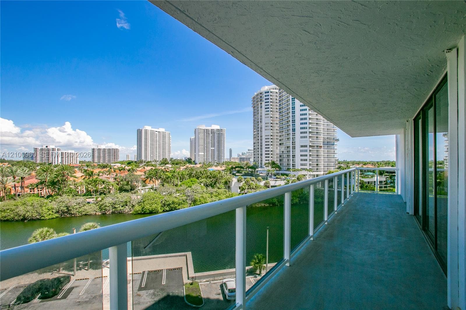 WATERVIEW CONDO · #731 in Aventura - Photo 2