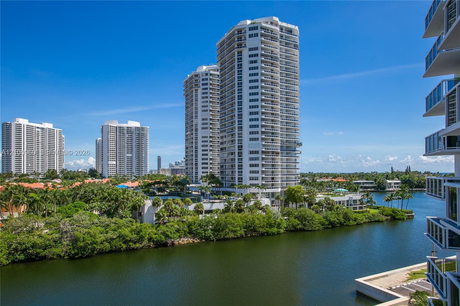 WATERVIEW CONDO · #731 in Aventura - Photo 13