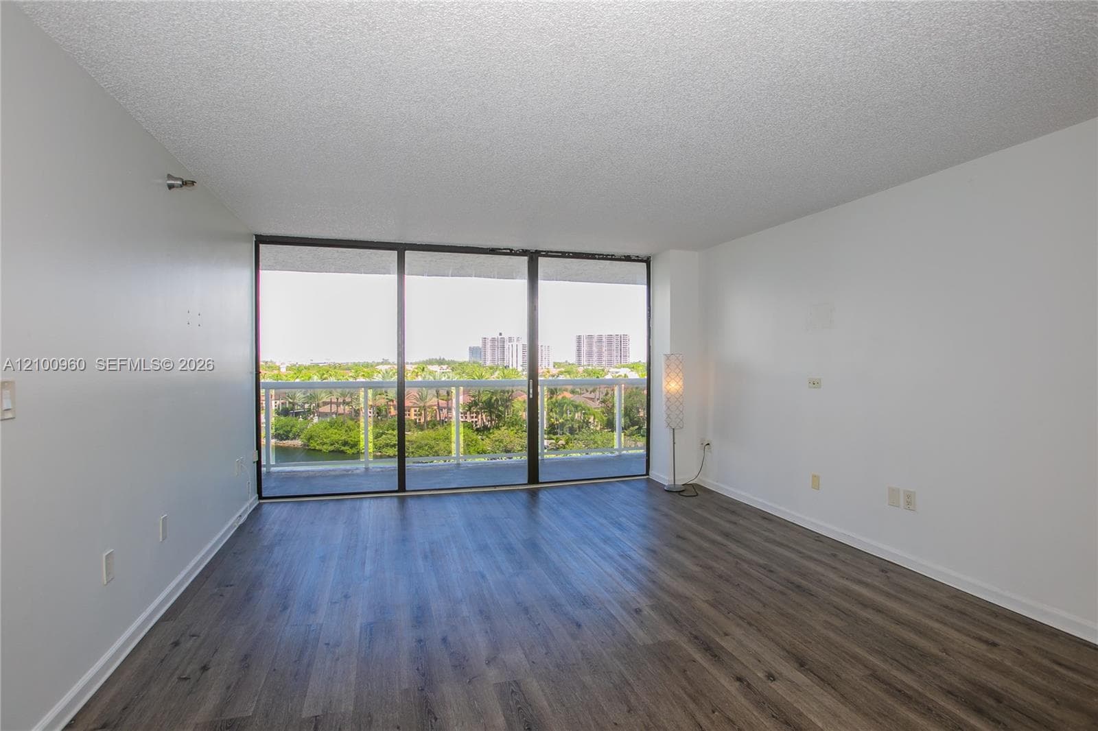 WATERVIEW CONDO · #731 in Aventura - Photo 1