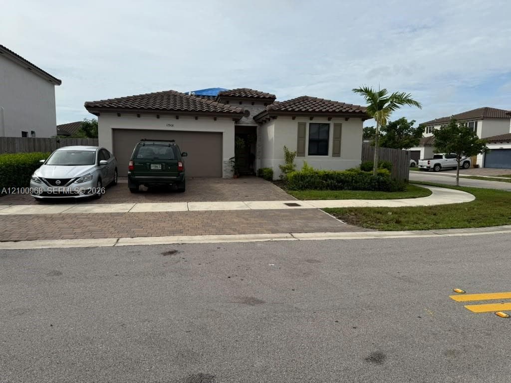 11908 SW 238th Ter photo 2