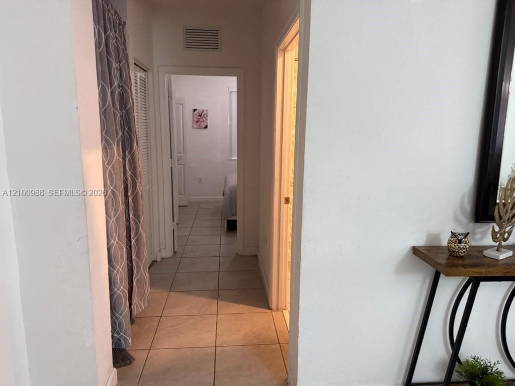 11908 SW 238th Ter photo 7
