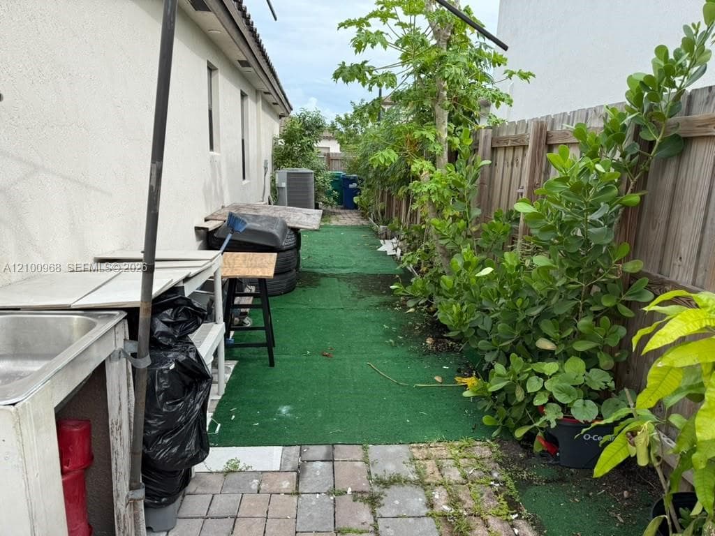 11908 SW 238th Ter photo 44